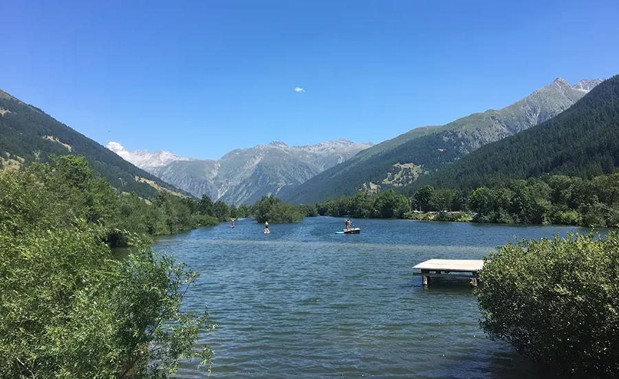 Vidéo  : Crème solaire dans un lac de baignade - un problème ?