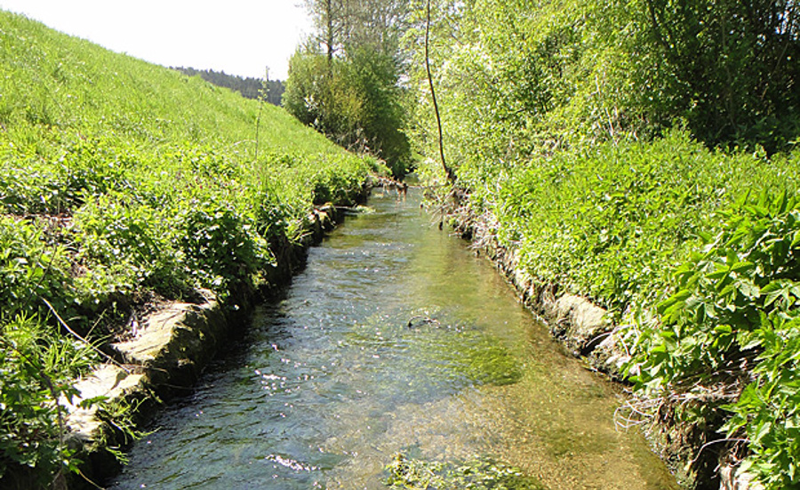 Critères de qualité environnementale pour les composés traces organiques dans les eaux de surface