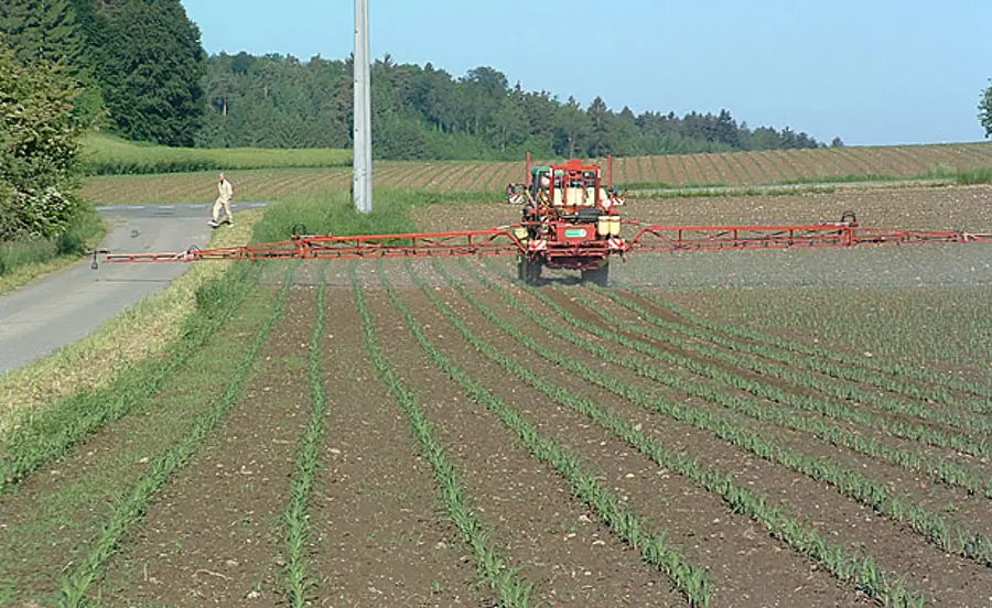 Propositions de critères de qualité environnementale pour les pesticides