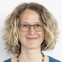 Dr. Cornelia Kienle